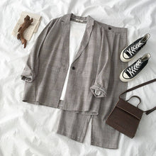 Load image into Gallery viewer, Thin selection] Fashion suit two-piece suit female 2019 summer new Korean version of the plaid thin coat + pants suit