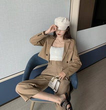Load image into Gallery viewer, Thin selection] Fashion suit two-piece suit female 2019 summer new Korean version of the plaid thin coat + pants suit